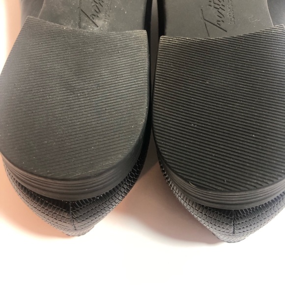 NWOB TROTTERS Black Leather Anastasia Loafers Flats Shoes - 7N - Picture 13 of 13